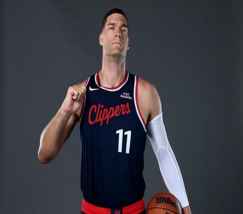 美记直言引援大洛被低估：三分11中7超准快船球迷发起超六投票