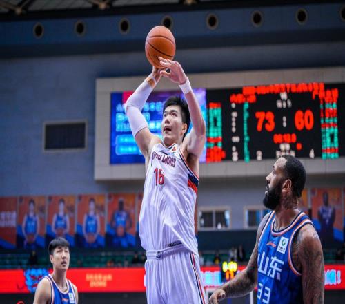 张镇麟迎首秀！杜锋演练新阵容，CBA一天三场，浙江拿捏同省对手