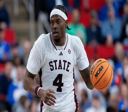 火箭裁掉了锋线新秀，这位锋线大闸在进攻端的表现真是太糟糕了