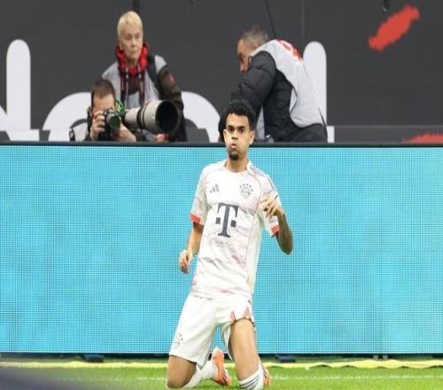 2球1助，路易斯迪亚斯当选法兰克福vs拜仁全场最佳球员