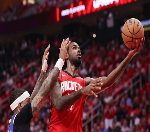 NBA一夜5笔签约！伊森合同谈崩，威少炮轰詹姆斯