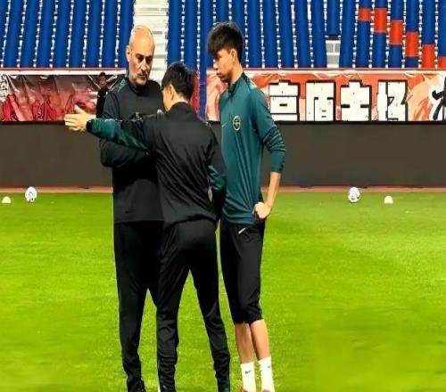 卡内达：盼在泰山身上打破逢前5不胜魔咒，王钰栋状态不错