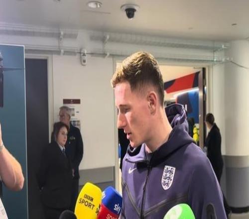 埃利奥特：世界杯潜在首发我只专注于踢好当下的每场比赛