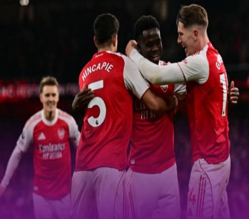 萨卡造乌龙绝杀狼队！阿森纳领跑却藏致命隐患名宿：配不上冠军