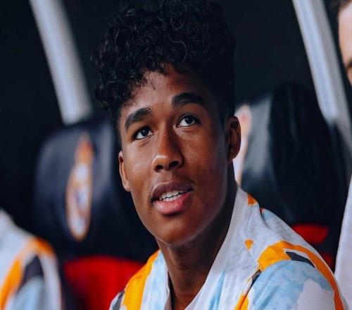 土媒：费内巴切有意恩德里克，皇马对外租持开放态度