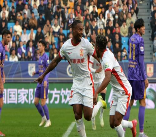 补时连丢2球遭绝平！十人亚泰22津门虎中超6轮不胜+摆脱垫底