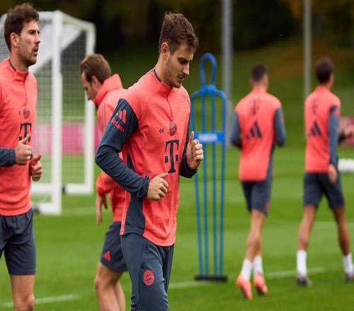 拜仁官方：后卫斯塔尼希奇今日回归合练