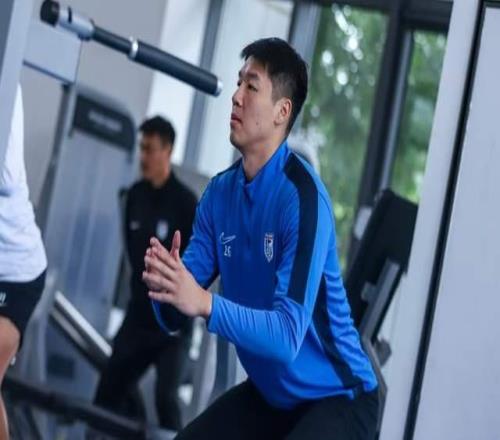 黄子豪复出训练大连主场没连败过4场试金战朱鹏宇赶得上踢三镇