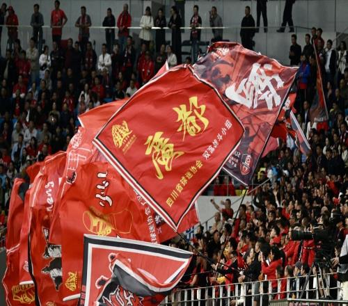 中超争冠优先！成都蓉城轮休主力，亚冠主场0比2不敌柔佛DT