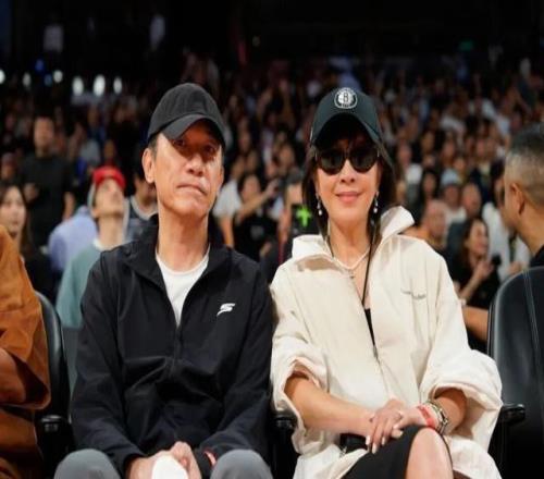 姚明、奥尼尔、成龙、贝克汉姆一起观战！NBA中国赛现“世纪同框”