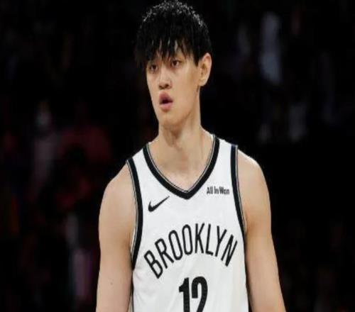 正式宣布裁员！曾凡博告别篮网队，还要去美国！