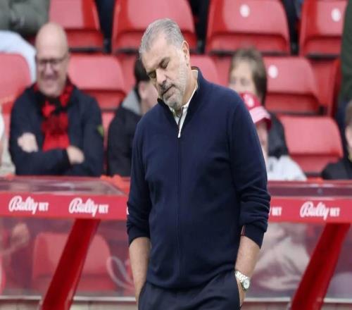 TA：开赛60分钟后森林老板就离席了，比赛结束18分钟后澳波下课