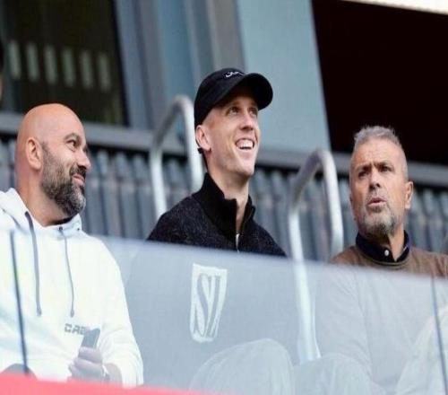 世体：因受伤错过国家德比，奥尔莫得闲前往观看巴萨B队比赛