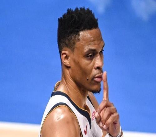 CBA无望名记：没有任何关于韦少去海外打球的讨论