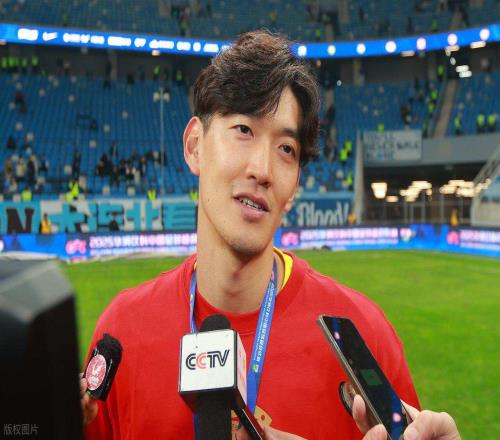 打脸！颜骏凌本赛季出击次数和成功率都位列中超第一，引发热议