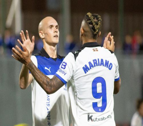 3球1助！昔日皇马7号疯狂虐菜：打破1263天球荒振臂欢呼