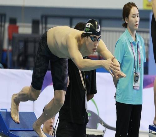尘封八年，22岁韩国选手黄宣优打破孙杨200米自由泳亚洲纪录