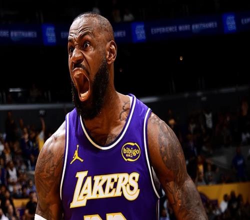 爆大冷！湖人惨败马刺无缘杯赛四强，东契奇35+8！一战认清8现实