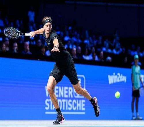 兹维列夫2-0穆塞蒂进维也纳站决赛，取硬地300胜将与辛纳争冠