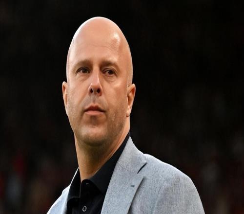 利物浦VS曼联：范戴克坐镇，天价中场妖星领衔，萨神+新锋霸冲锋