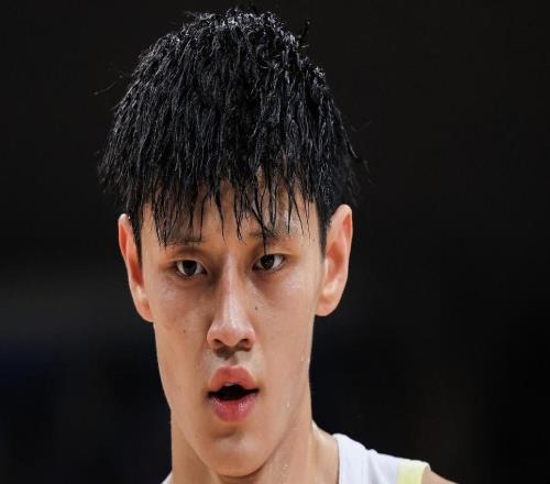 曾凡博在NBA太普通！马健：他流量高如此经历已比美国多数球员强