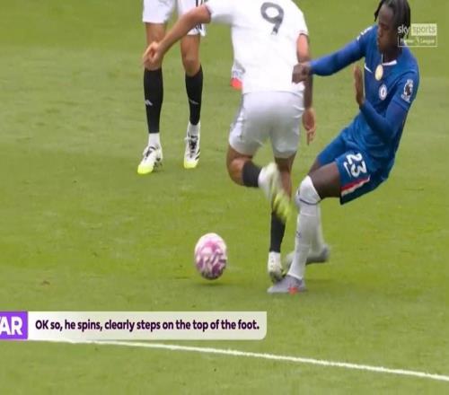 英裁判管理机构负责人韦伯：富勒姆的进球被吹是误判