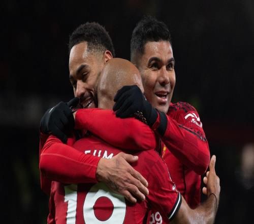 没想到！曼联5场不败的进球密码，竟是34岁的防守中场卡塞米罗