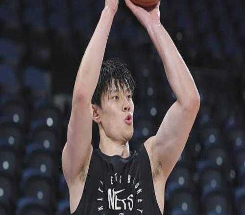 首秀0+0+0+1+3！太残酷了，曾凡博...