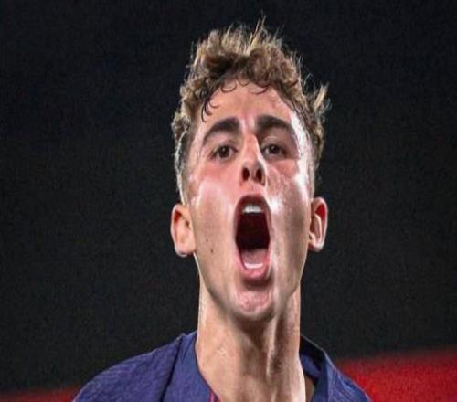 费尔明是欧冠改制后戴帽第二年轻巴萨球员，内马尔居首梅西第三