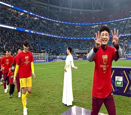 武磊：看球比踢球更紧张，感觉这次夺冠没有前几年那么兴奋了