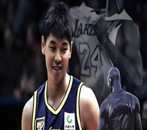 崔永熙接受采访，中肯点评主教练杜锋