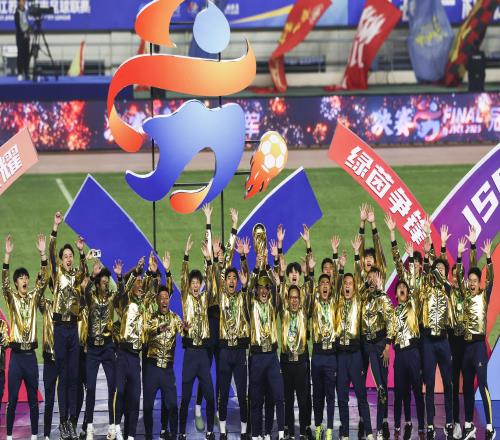 从“村超”到“苏超”，草根联赛点亮中国足球新未来