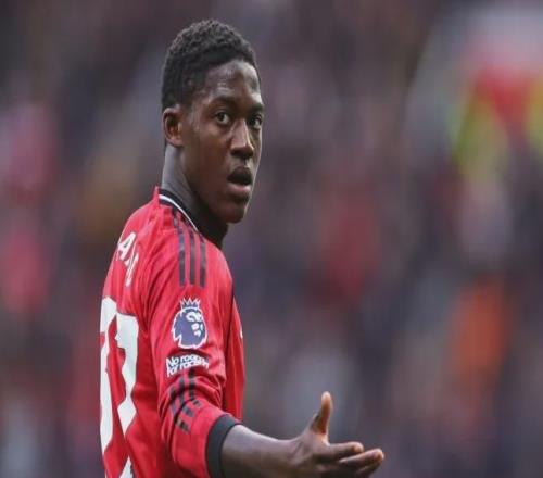 韦斯布朗：梅努很有天赋，应和阿莫林当面聊清楚首发问题