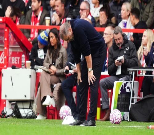 惨不忍睹！澳波接手森林39天，连续8场不胜，2平6负黯然下课