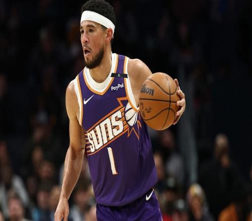 布克：惊讶威少这么久才找到下家，他值得拥有这一切