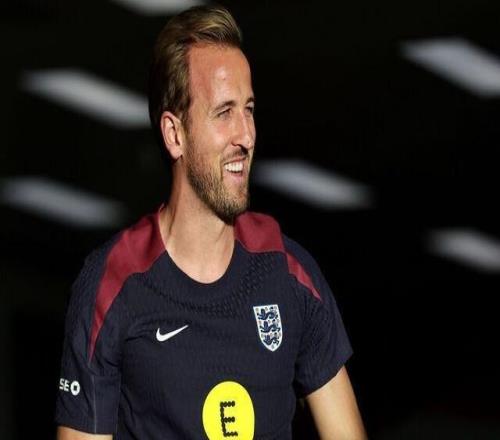 罗马诺：凯恩的解约金6500万欧，且必须明年1月激活