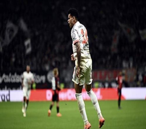 埃贝尔：迪亚斯既能在进攻端发挥他的特点，也能成为防线一环