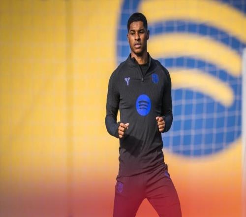 巴萨官方：拉什福德已从流感中康复，并参加了周日的训练