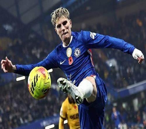 林良锋：打副班长刷俩助攻，加纳乔这就起飞了