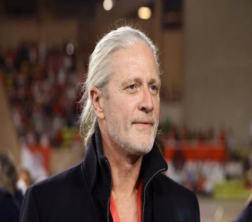 佩蒂特：从国际赛场来看，每当出现争议判罚时，裁判总是偏向皇马