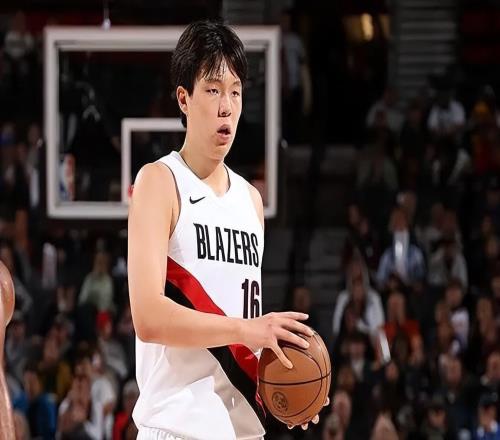 杨涵森别紧张，正常发挥超越姚明NBA首秀轻而易举