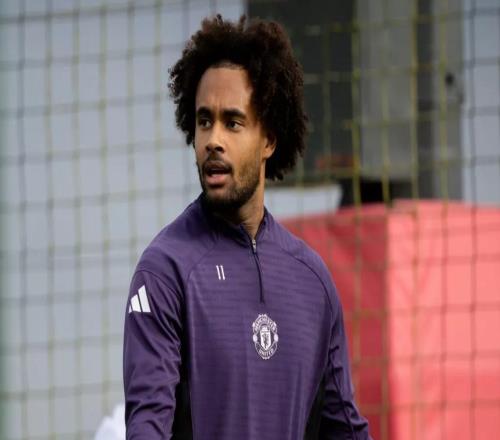 镜报：齐尔克泽将在冬窗提出离队，他更倾向于留在英超