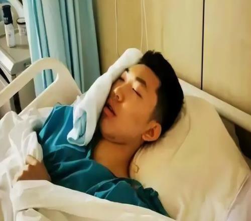 CBA“核武”转投NBL！长沙勇胜官宣：我俱乐部与许钟豪完成签约