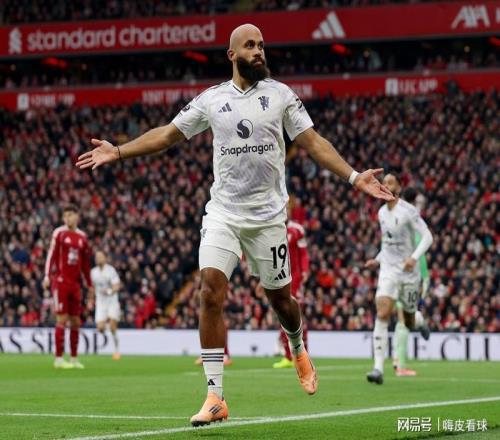 阿莫林很快要换人，幸福突然降临，曼联13个对手，只有半个豪门