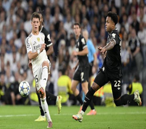 居莱尔：球队表现得非常出色，感谢阿隆索对我的信任