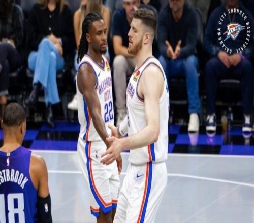 卫冕冠军强势复苏！神将33+19狂刷纪录，威少5三分轰24分9助