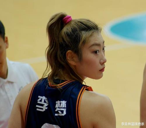 轰20+9！30岁李梦重回巅峰：女版詹姆斯大秀传球，宫鲁鸣召回她