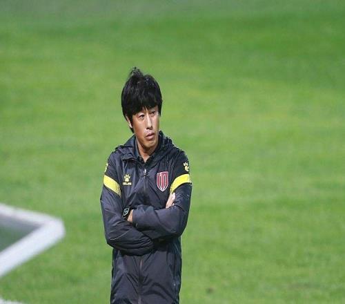 为什么国内球员到成年队后就不提升了其实原因是比赛太少了