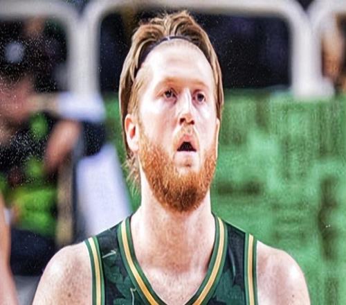 广东大胜南京取3连胜！郭昊文手指受伤20+5胡明轩14+4焦泊乔两双