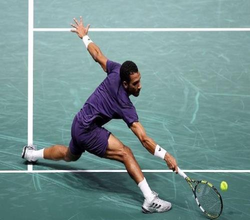 辛纳2-0击败阿利亚西姆，斩获巴黎大师赛冠军并重返世界第一